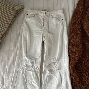 White distressed denim jeans